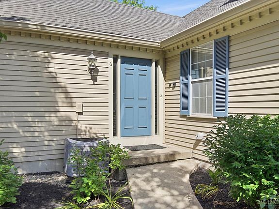 3rd image of 6 Devon Ct