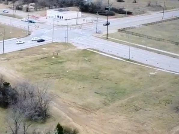 2401 E Apache St, Tulsa, OK 74110