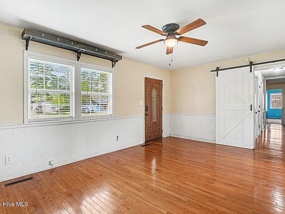 3rd image of 510 W Main Street
