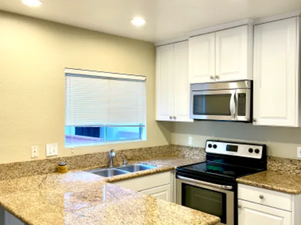 5472 Adobe Falls Rd Unit 12, San Diego, CA 92120