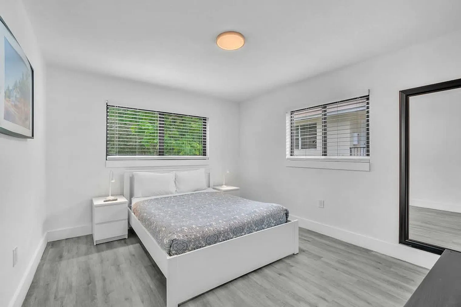 2 bed, 1.0 bath, 796 sqft, $3,177 — Photo 4