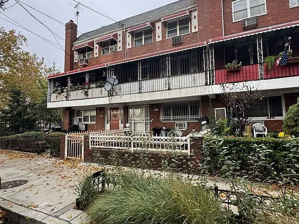 531 E 81st St, Brooklyn, NY 11236