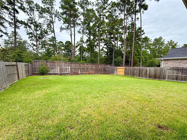 415 Northern Pike Dr — Photo 30