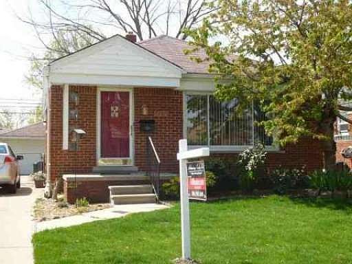3rd image of 22816 Alger St