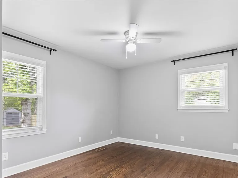 6725 Castlegate Dr — Photo 7