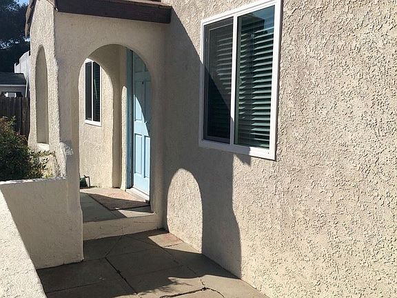 3rd image of 141 Holt St