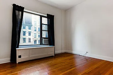 Rented by Bryan L Rozencwaig, LREB