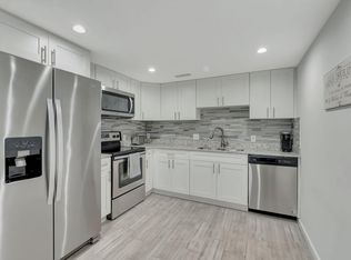3008 Hythe A, Boca Raton, FL 33434