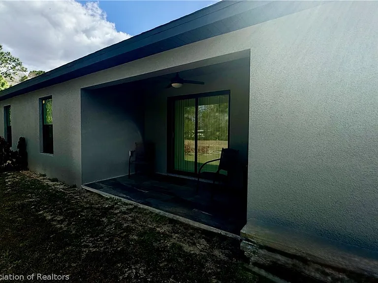 7000 Schumacher Rd — Photo 22