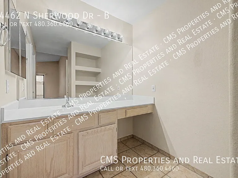 14462 N Sherwood Dr #B — Photo 17