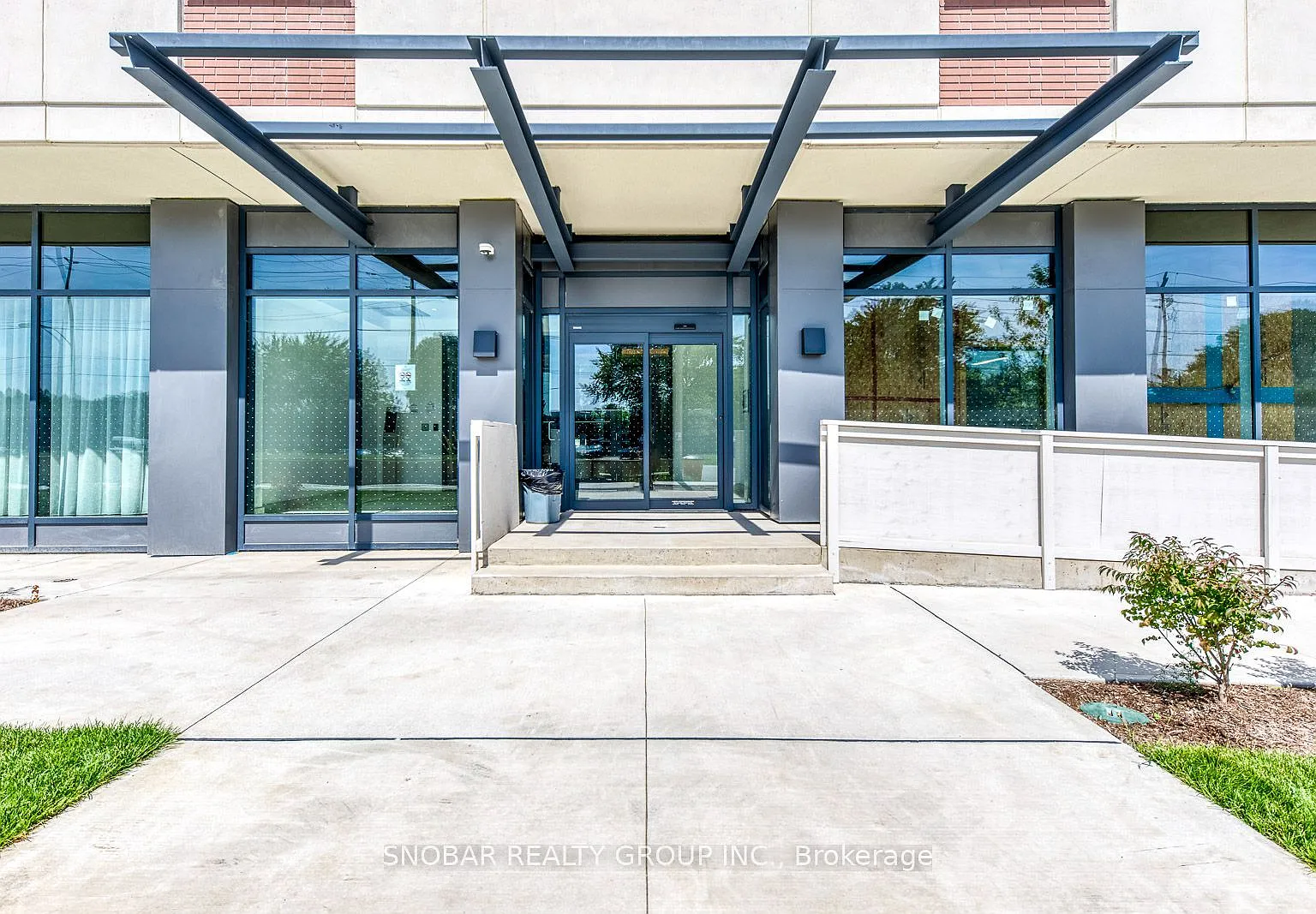 2 bed, $2,500 — Photo 2