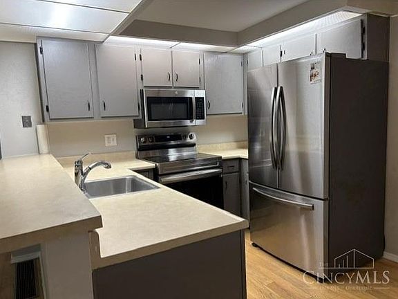 5th image of 111 Ridge Rd APT 205