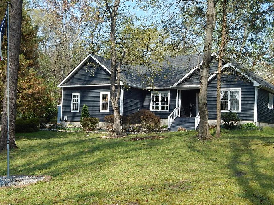 1st image of 104 Jim Jungle Rd