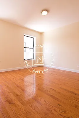 Rented by Nolita Group | media 33