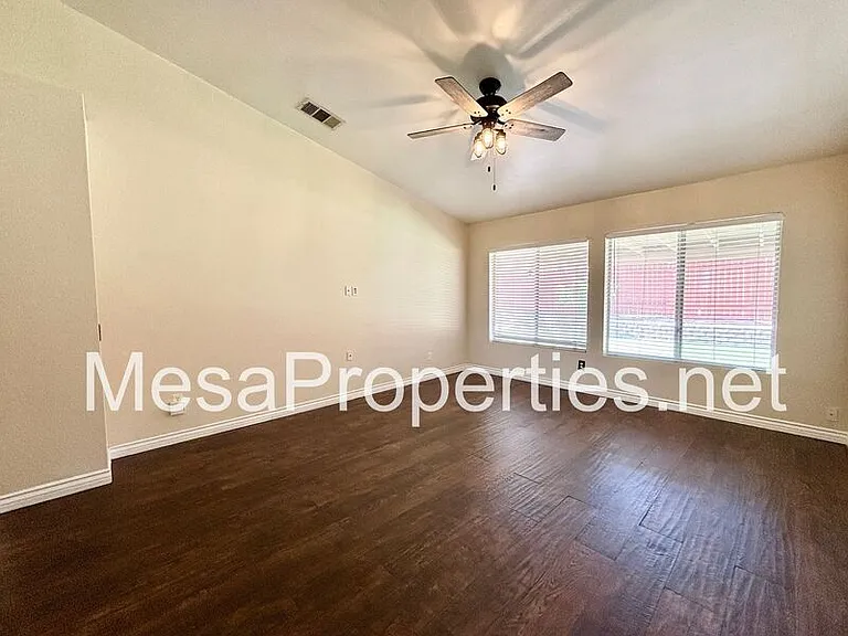 16481 Silica Dr — Photo 5