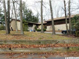 17 Elm St, Jackson, NJ 08527