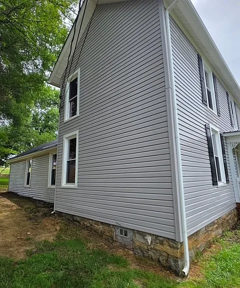 5724 Wilderness Rd — Photo 2