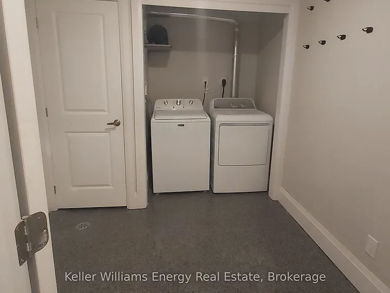 634 Wilson Rd N #LOWER — Photo 7