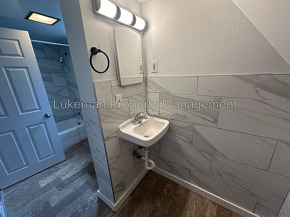 5th image of 806 W Cedar St #802