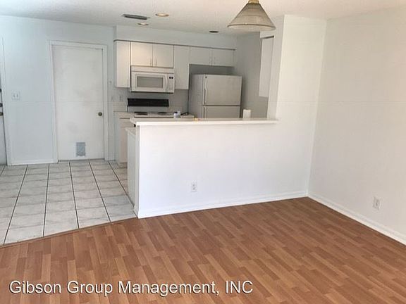 3rd image of 1492 Veracruz Ln