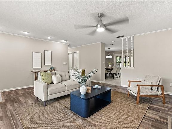 5th image of 309 Alpine St