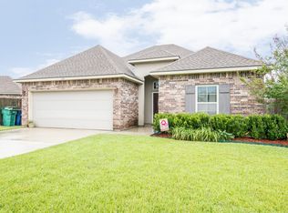 102 Dusty Canyon Dr, Youngsville, LA 70592