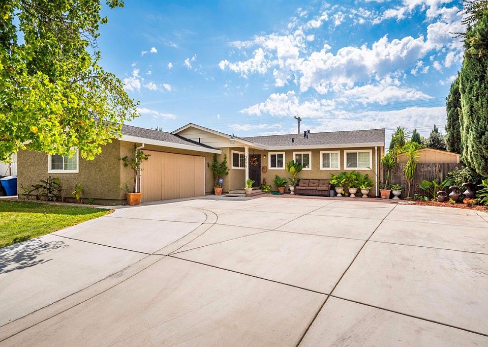 1st image of 3020 Loma Verde Way