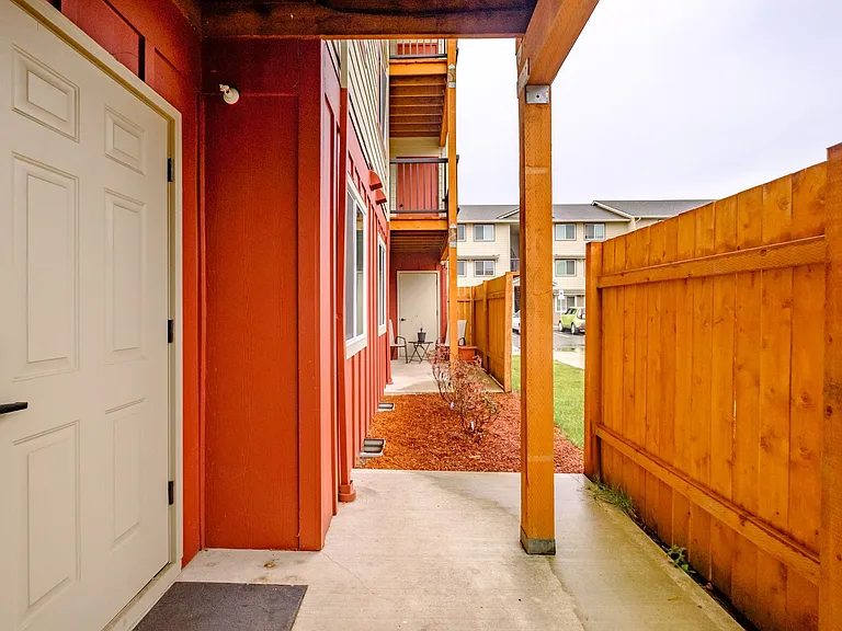 Lafayette Place Apartments — Photo 57