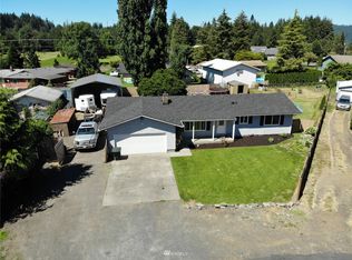 105 Sherwood Ln, Castle Rock, WA 98611