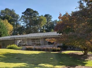 2330 Valley View Dr SE, Smyrna, GA 30080
