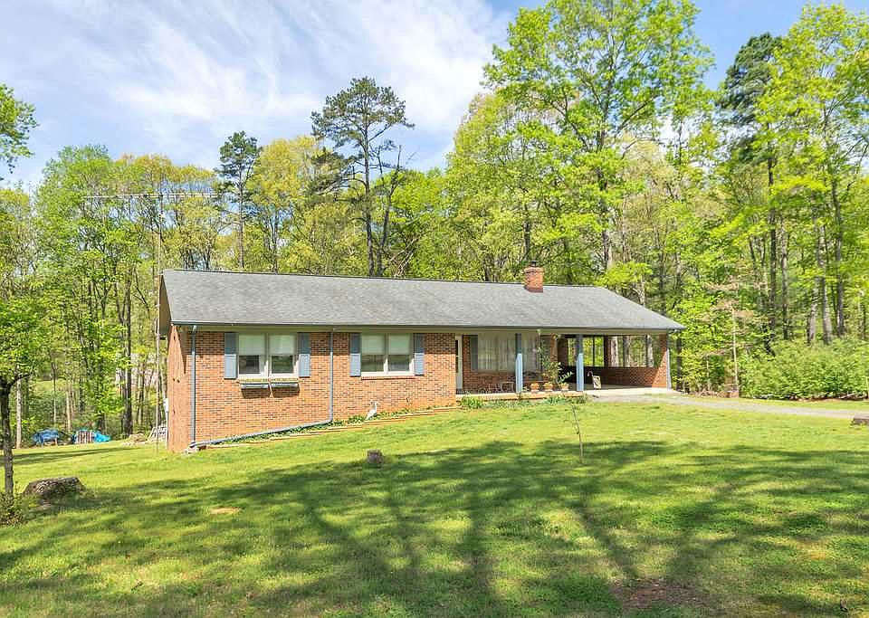1st image of 632 Fairlane Dr