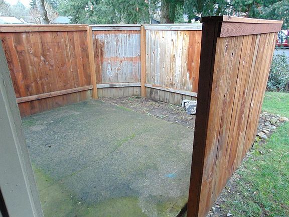 4th image of 13709 SE 20th Cir
