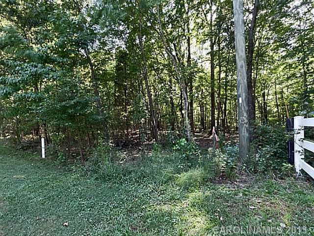 2nd image of 6 Woodland Rd