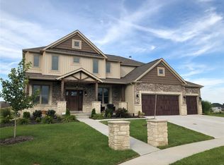 28 Haver Hill Ct, Lake Saint Louis, MO