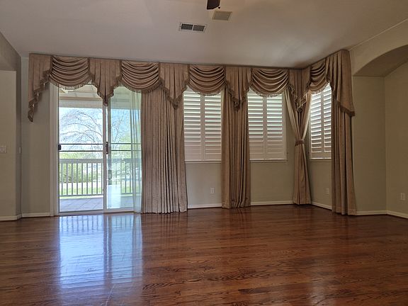 5th image of 5934 Saint Andrews Dr