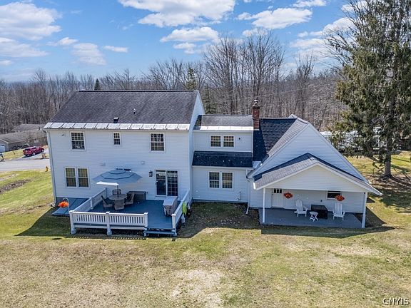 4th image of 940 Ridgewood Rd