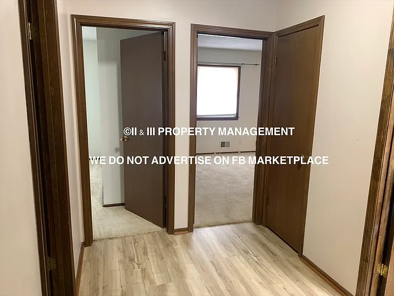 1408 SW Sunset St — Photo 9