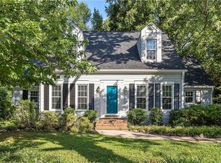 718 Hammer Mill Ct, Charlotte, NC 28270