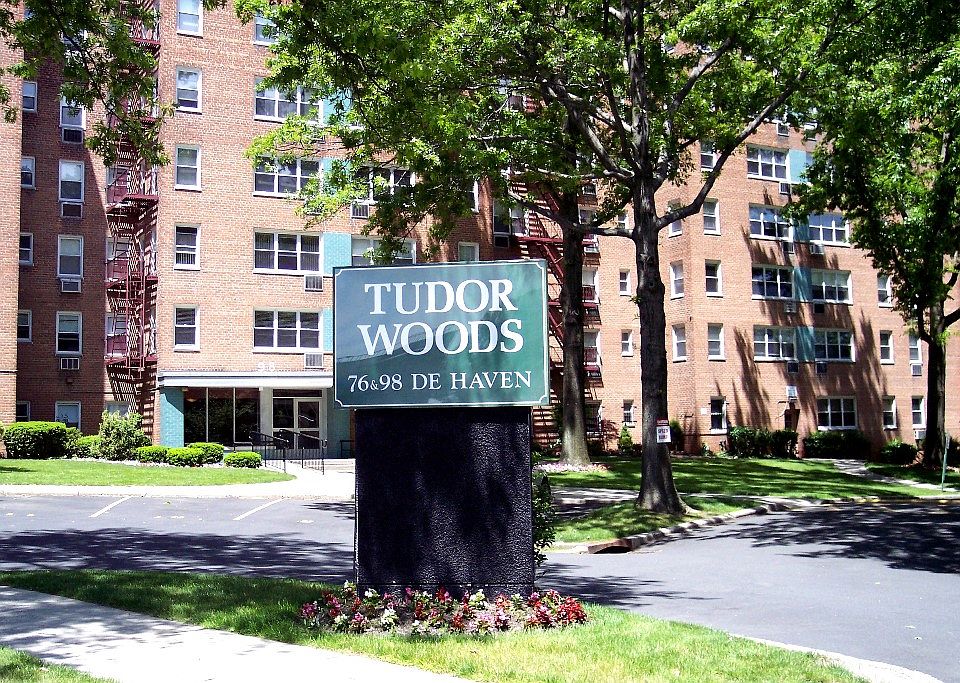 1st image of 98 Dehaven Dr APT 3F