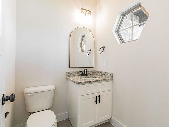 Powder bath. Finishes will vary.