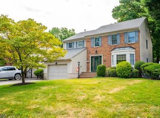 627 Bennington Dr, Union, NJ 07083
