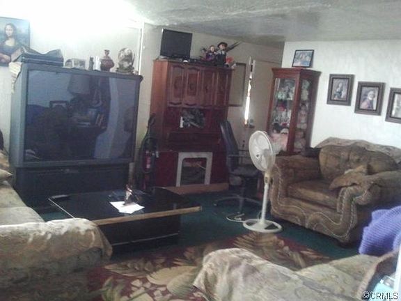 5th image of 5451 N Heathdale Ave