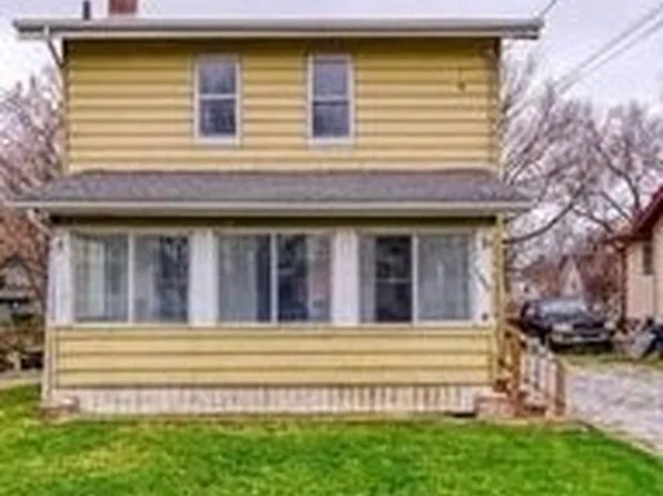 1057 Joy Ave, Akron, OH 44306