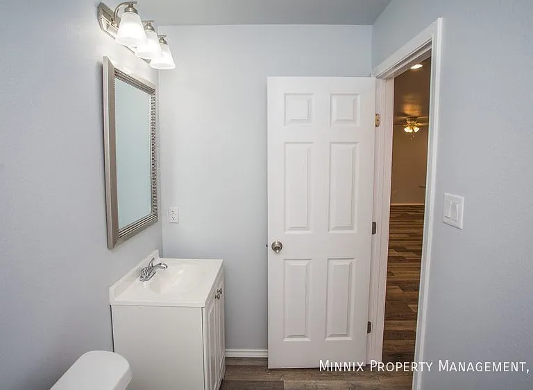 5605 Kemper St #A — Photo 22