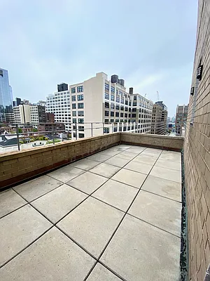 Rented by Guy Goldman, LREB | media 22