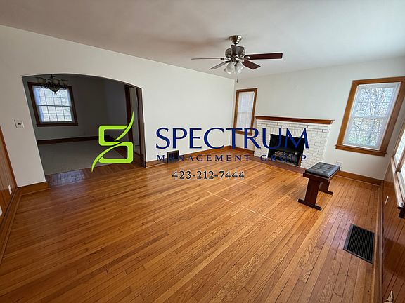 3rd image of 1148 Lake Dr
