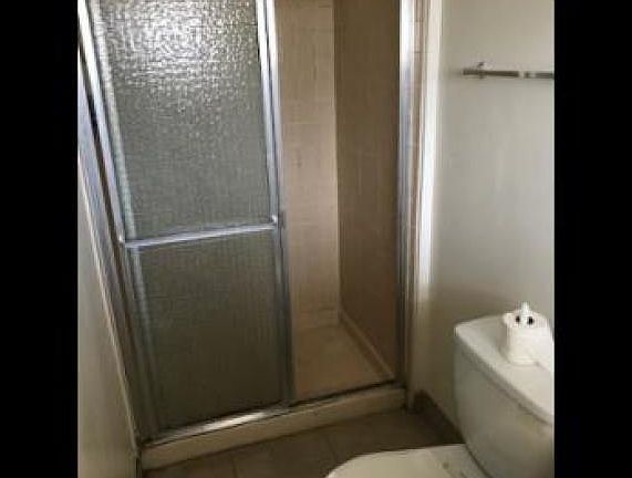 4th image of 631 Lemar Park Dr APT E