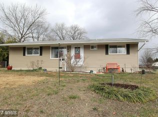 13514 Wood St, Woodbridge, VA 22191