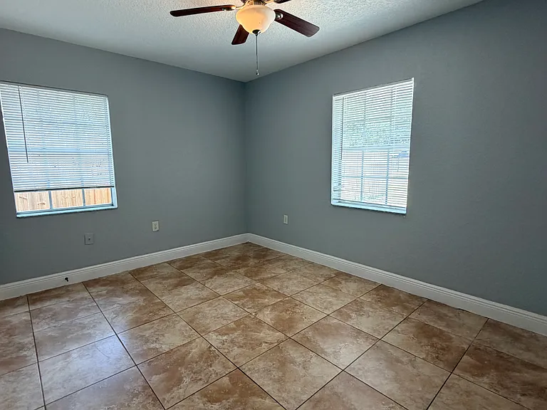 419 N Center St #419 — Photo 10