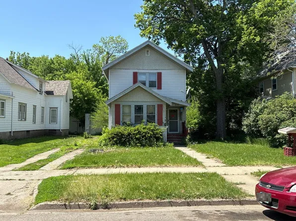 506 S Jackson St, Aberdeen, SD 57401